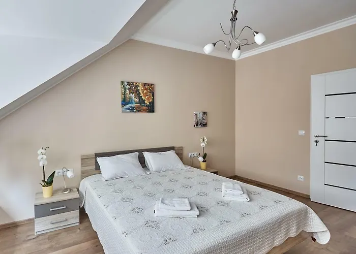 Apartman Eiche 마리안스케 라즈네