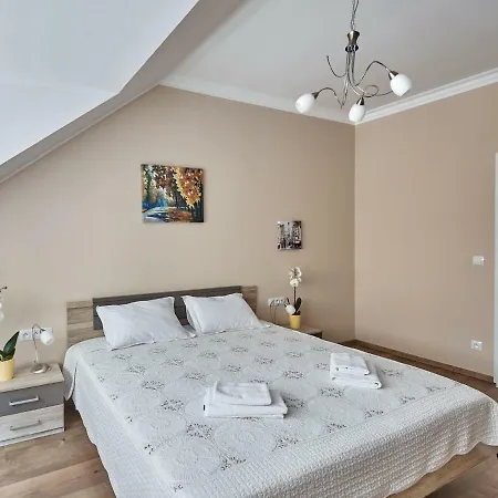 Apartman Eiche マリアーンスケー・ラーズニェ